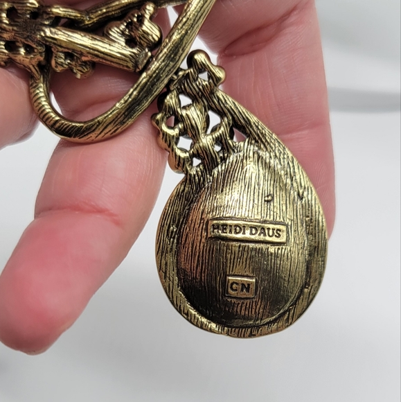 Heidi Daus Multicolor Swarovski Crystal Tears of Joy Necklace w Iridescent Pearl - Picture 11 of 12